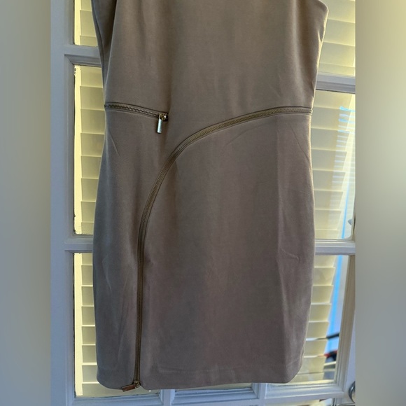 DKNY Tan Sleeveless Dress - Picture 4 of 5